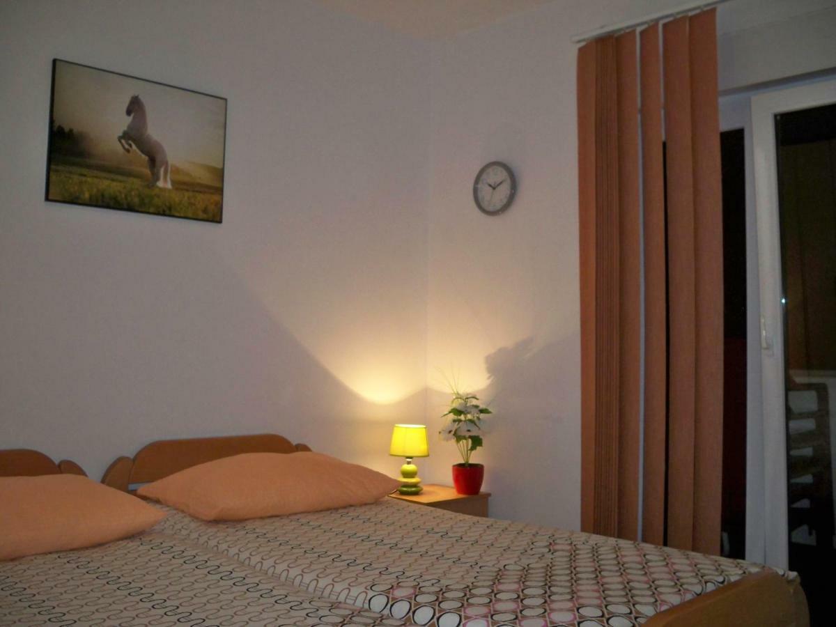 Apartmani Perkovic Башка-Вода Экстерьер фото